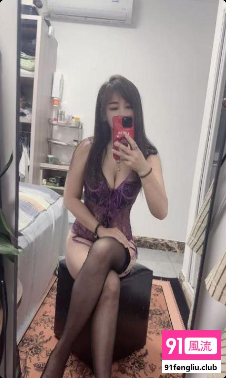 情趣大奶少妇橙橙